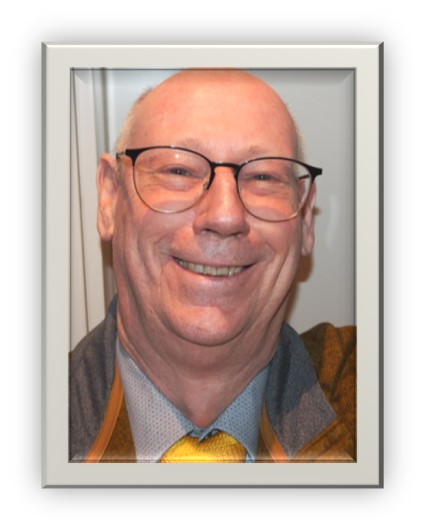  Photograph of Secretary 